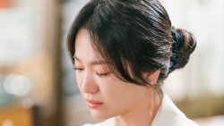 Now, We Are Breaking Up: Song Hye Kyo diễn đàn khá toàn cảnh, lấy nhiều nước mắt giả