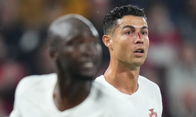 Ronaldo bất ngờ nhận 'hung tin' tại Ngoại hạng Anh: 'Dấu chấm hết' cho 1 huyền thoại?  192900