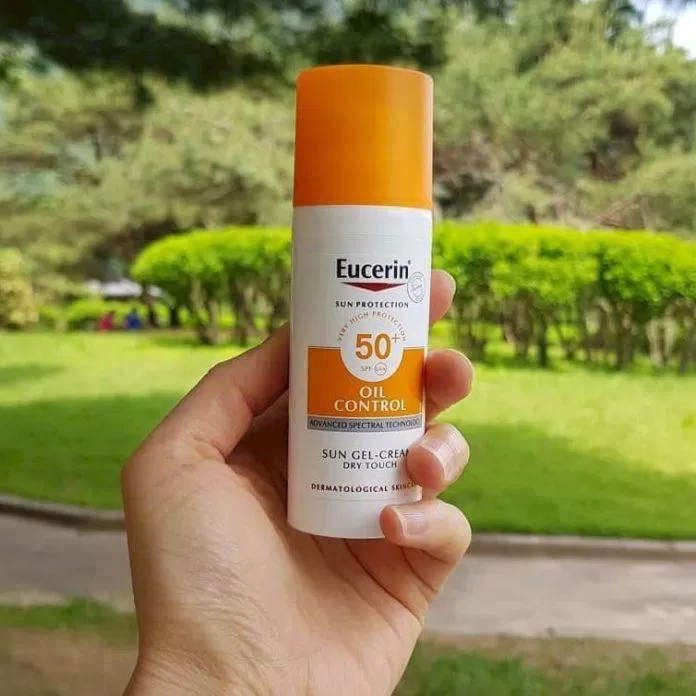 Kem chống nắng Eucerin Sun Gel-creme Oil Control Dry Touch SPF 50+ (nguồn: Internet)