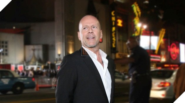 Bruce Willis phủ nhận thông tin bán mặt tiền của mình cho Deepfakes nghệ thuật